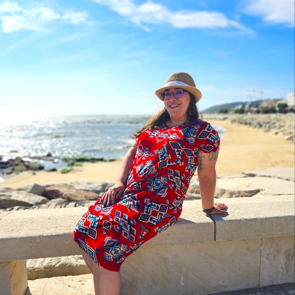 Meet your Posher, Stephanie - Picture 8 of 8